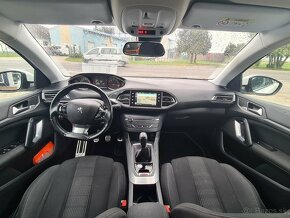 Peugeot 308 1.2 PureTech Allure 81kW - 9