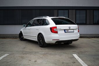 Škoda Superb Combi 2.0 TDI CR Business DSG - 9