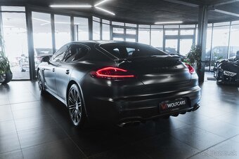 Porsche Panamera Turbo 4.8 V8 - 9