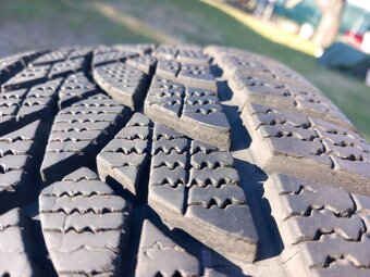 205/55 r16 zimne pneumatiky 2 kusy - 9