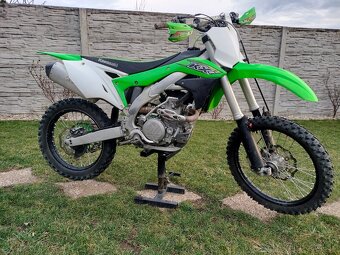 Kawasaki kxf 450 - 9