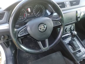 Predám 4x4 Škoda Superb 3 combi ročník 2016 DSG - 9