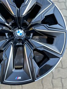 ✅ BMW sada diskov R21 G70 i7 909M Black - 9