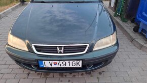 Honda Civic 1.4 - 9