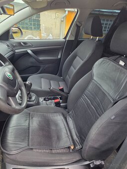 Škoda Octavia  Combi 1.6 tdi - 9