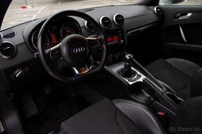 Audi TT Coupé 2.0 TFSI + 2. havarovaná - 9