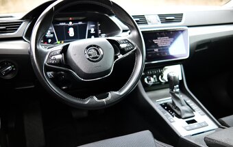 Škoda Superb 3 2.0 TDi, Virtual cockpit, Webasto, LED Matrix - 9