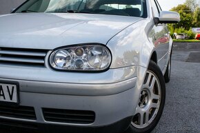 Volkswagen Golf 2.3 V5 Highline - 9