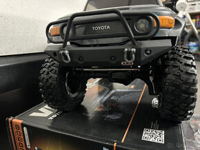 Toyota FJ Cruiser 1/10 - 9