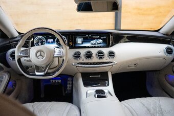 Mercedes-Benz S trieda Kupé 500 4matic 9G - 9