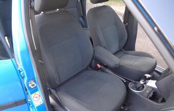 Škoda Roomster 1.6 16V Comfort - 9