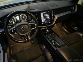 Volvo XC60 D5 R-Design PANORÁMA FULL LED- Odpočet DPH - 9