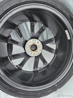 Letní alu kola Vega 19" Škoda Superb 235/40 R19 - 9