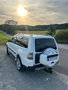 Mitsubishi Pajero 4 3.8l MIVEC - 9