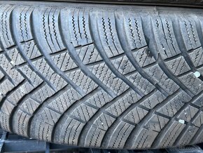 PREDÁM 4 kusy zimné pneumatiky HANKOOK 215/65 R16 98H - 9