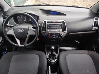 Hyundai i20 1.2i benzín (130tis.km.) r.v.2012 - 9