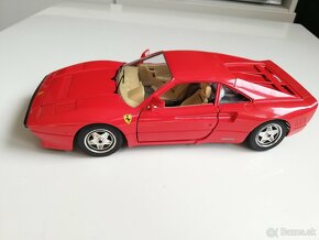 1:18 FERRARI GTO Bburago - 9