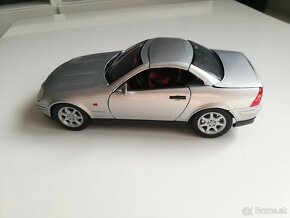 1:18 Mercedes Benz SLK funkcna otvaracia strecha - 9