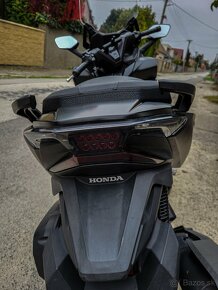 Honda Forza 125 - 9