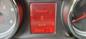 Opel Astra J 1.7 CDTI - 9