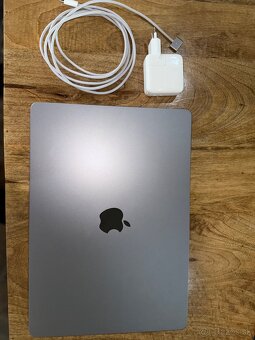 Apple Macbook M3 (2024) v záruke - 9