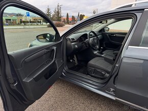 VW Passat b7 Variant 2.0 tdi 103kw - 9