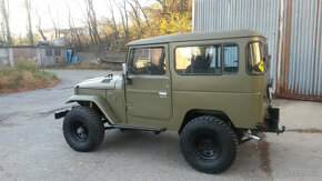 Toyota Land Cruiser BJ 42 - 9