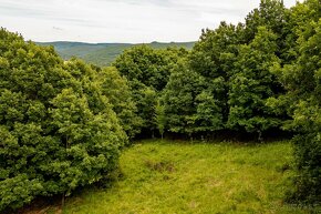 ● Cenová Bomba ● Pozemok 4870m2 so súkromím, Jabloňovce. - 9