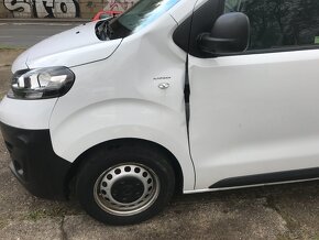 Opel Vivaro 1.5 CDTi r.v. 2023 88 kW 98 000 km ČR DPH - 9