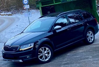 Škoda Octavia 3 SCOUT 2.0 TDI CR DSG 4X4 135KW COMBI XENON - 9