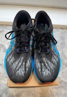 ASICS veľ. 49 Novablast 3 black/island blue - 9