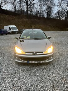 Peugeot 206 1.1 44kw Hatchback Benzín Manuál PLNE POJAZDNÉ - 9