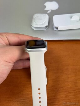 Apple Watch 9 45mm Cellular LTE GPS - nové, rok záruka - 9