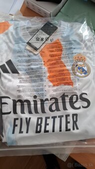 Dres Real Madrid - 9