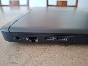 Predám notebook HP Pavilion Gaming 15-ak002nc - 9