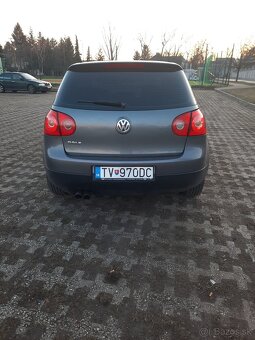 Predám volkswagen golf 5 - 9