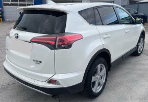 TOYOTA RAV 4 - 9