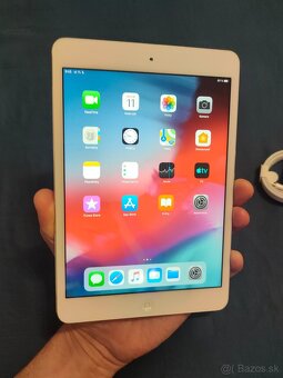 Apple iPad mini 2 16GB - 9