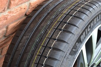 5x112 R19 Letna sada Org. Audi A6 c8 + 245/45 R19 Michelin - 9