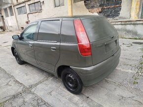 Predám Fiat Punto 1.2i benzín bez tp a špz - 9