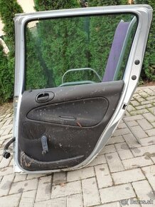 Predam zadne dvere na peugeot 206 SW kombi rok 2003 - 9