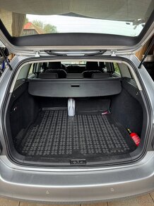 Volkswagen Golf V Variant 1.9 TDI - 9