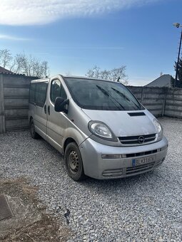 2x Opel vivaro - 9