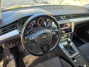 Volkswagen Passat Variant 1.6 TDi Highline, Mesačne: 230€ - 9