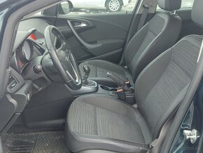 Opel Astra Sport Tourer Drive 1.4 benzín - 9