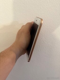 iPhone 8 gold - 9