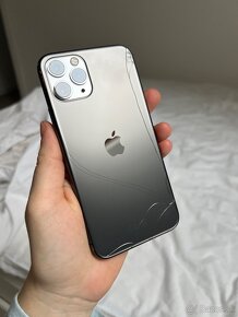 iPhone 11 Pro 256 GB - 9