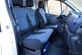 Vivaro Combi 1.6CDTI Biturbo Mauál  2017 157000km - 9