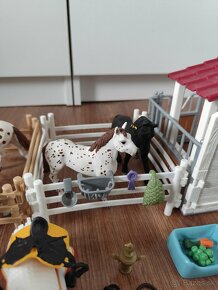 Schleich mini farma - 9