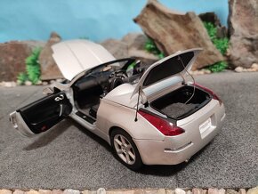 Prodám model 1:18 Nissan fairlady 350Z roadster - 9